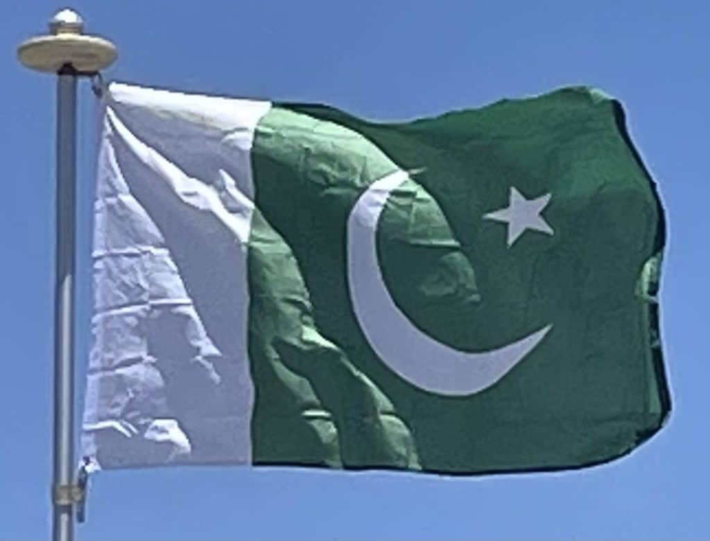 Pakistan 10